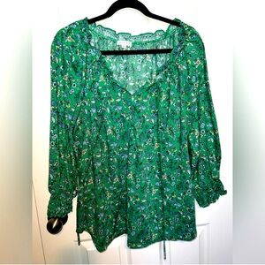 💚 Max Studio Green Floral Peasant Blouse
